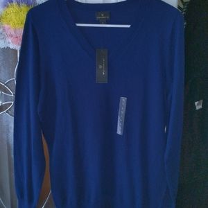 Women's size large Blue Worthington sweater